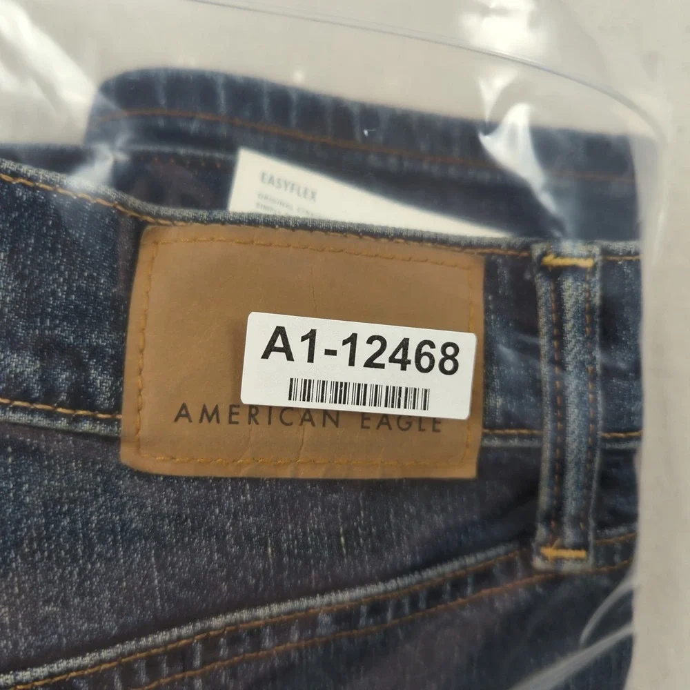 American Eagle Jeans Mens 30x32 Blue Original Straight Distressed New